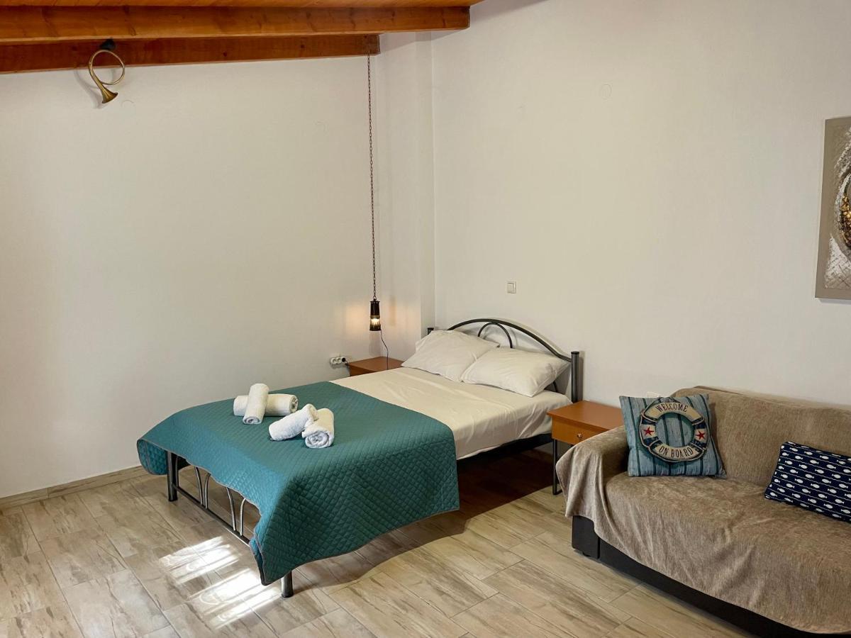 Waterfront Studio Nea Iraklitsa Apartment Exterior photo